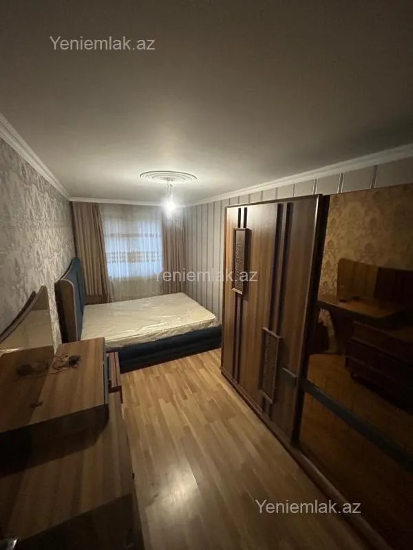 Satılır 3 otaqlı köhnə tikili 70 m²