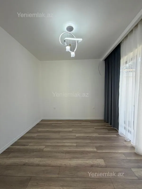 Satılır 4 otaqlı həyət evi 130 m²