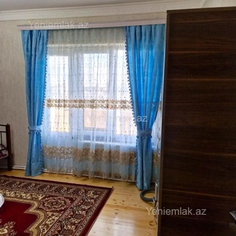Satılır 3 otaqlı köhnə tikili 90 m²