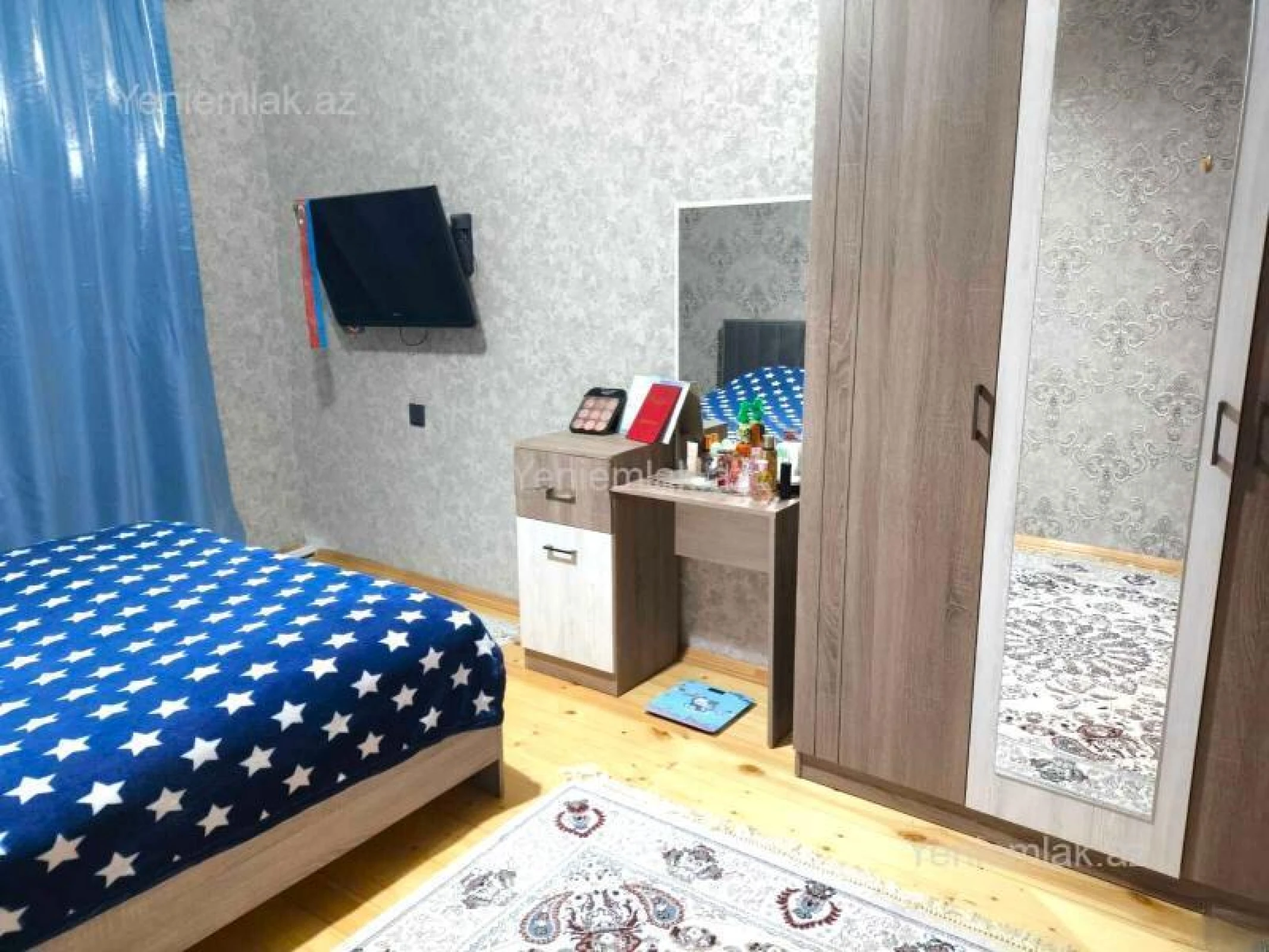 Satılır 3 otaqlı köhnə tikili 90 m²