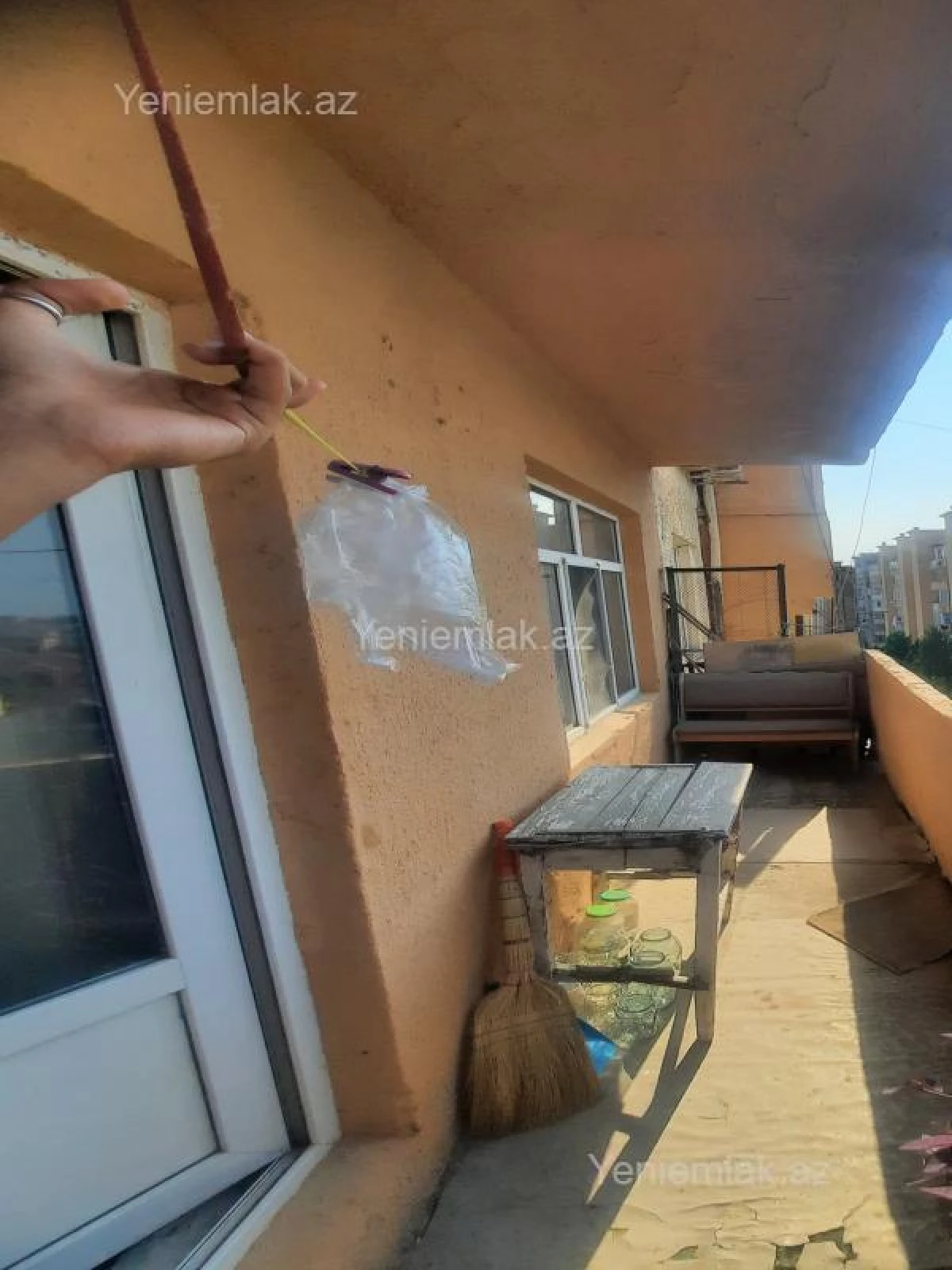 Satılır 2 otaqlı köhnə tikili 65 m²