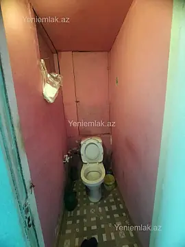 Satılır 2 otaqlı köhnə tikili 65 m²