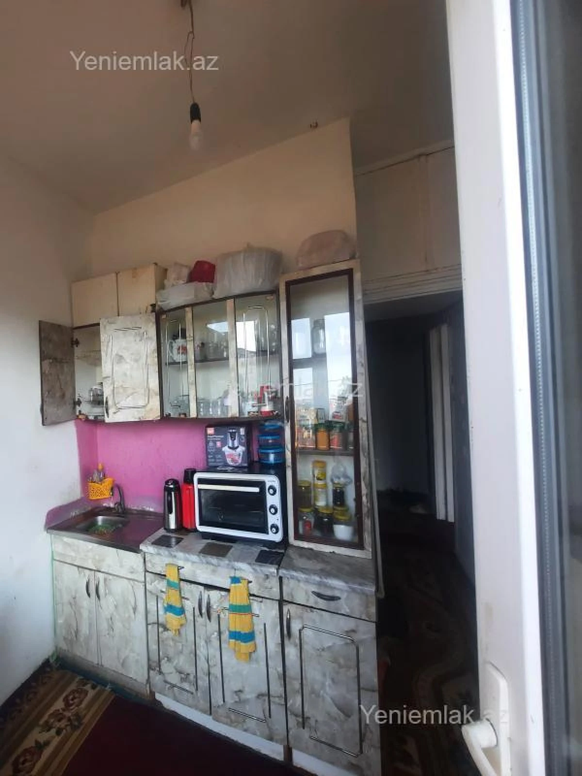 Satılır 2 otaqlı köhnə tikili 65 m²