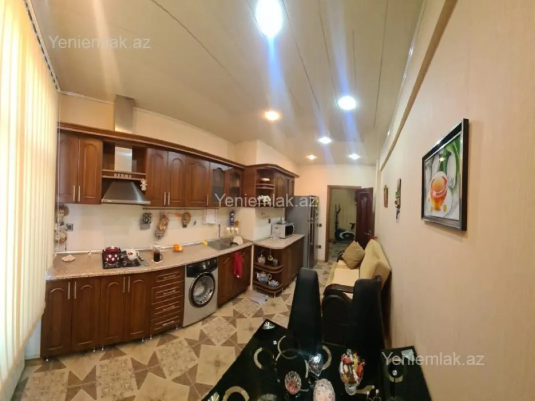 Satılır 3 otaqlı yeni tikili 140 m²