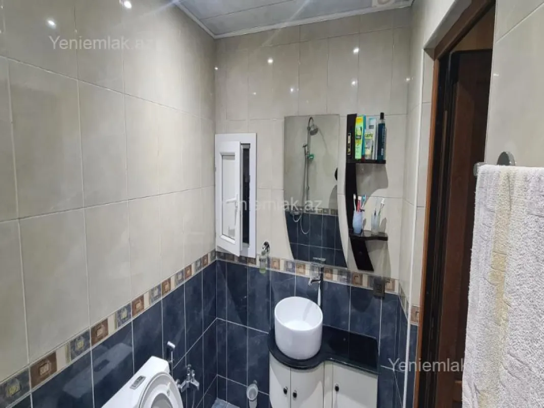 Satılır 3 otaqlı yeni tikili 140 m²