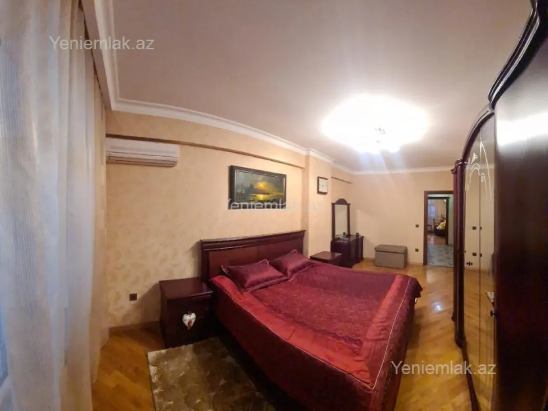 Satılır 3 otaqlı yeni tikili 140 m²