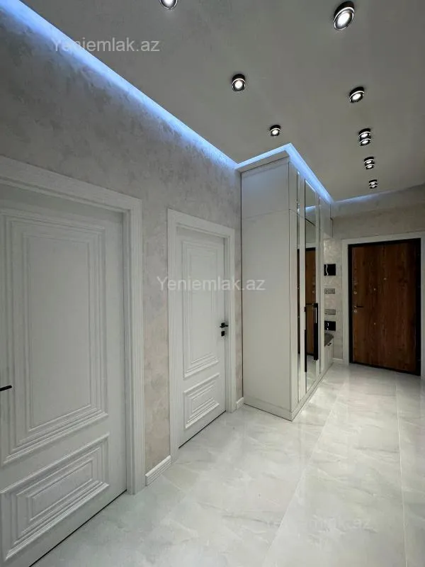 Satılır 2 otaqlı yeni tikili 55 m²