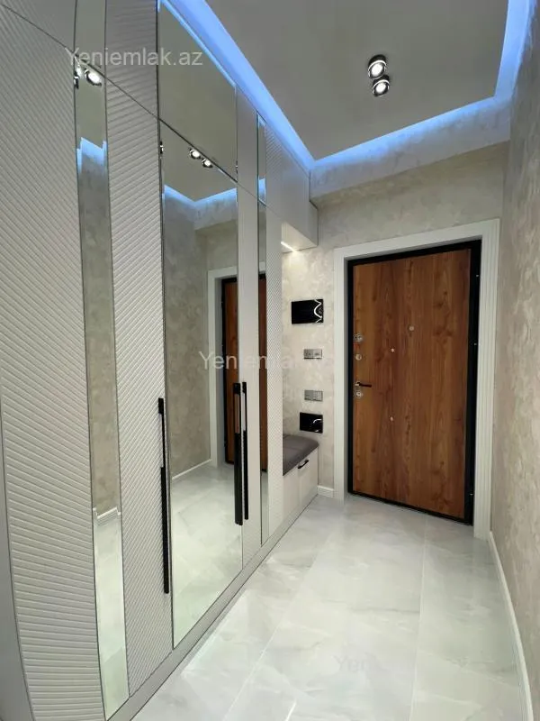 Satılır 2 otaqlı yeni tikili 55 m²