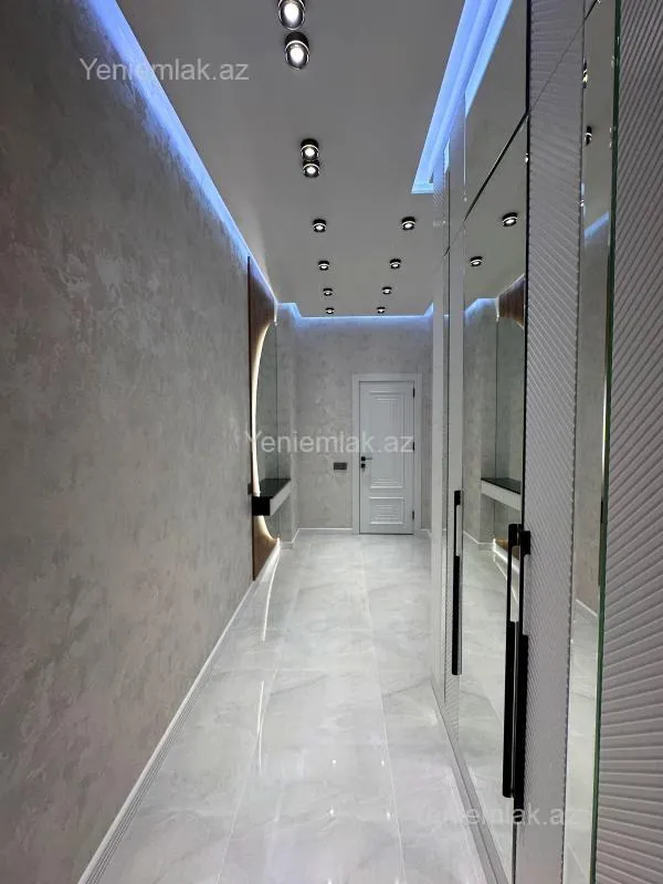 Satılır 2 otaqlı yeni tikili 55 m²