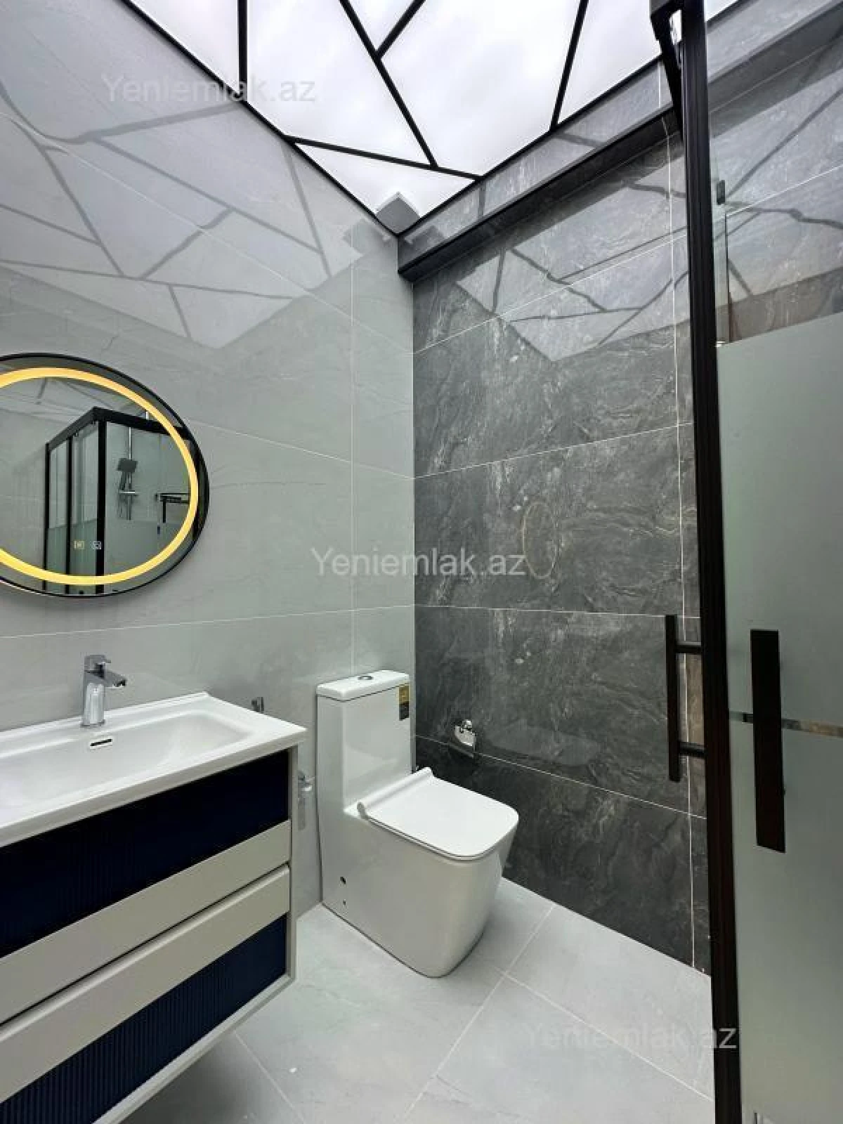 Satılır 2 otaqlı yeni tikili 55 m²