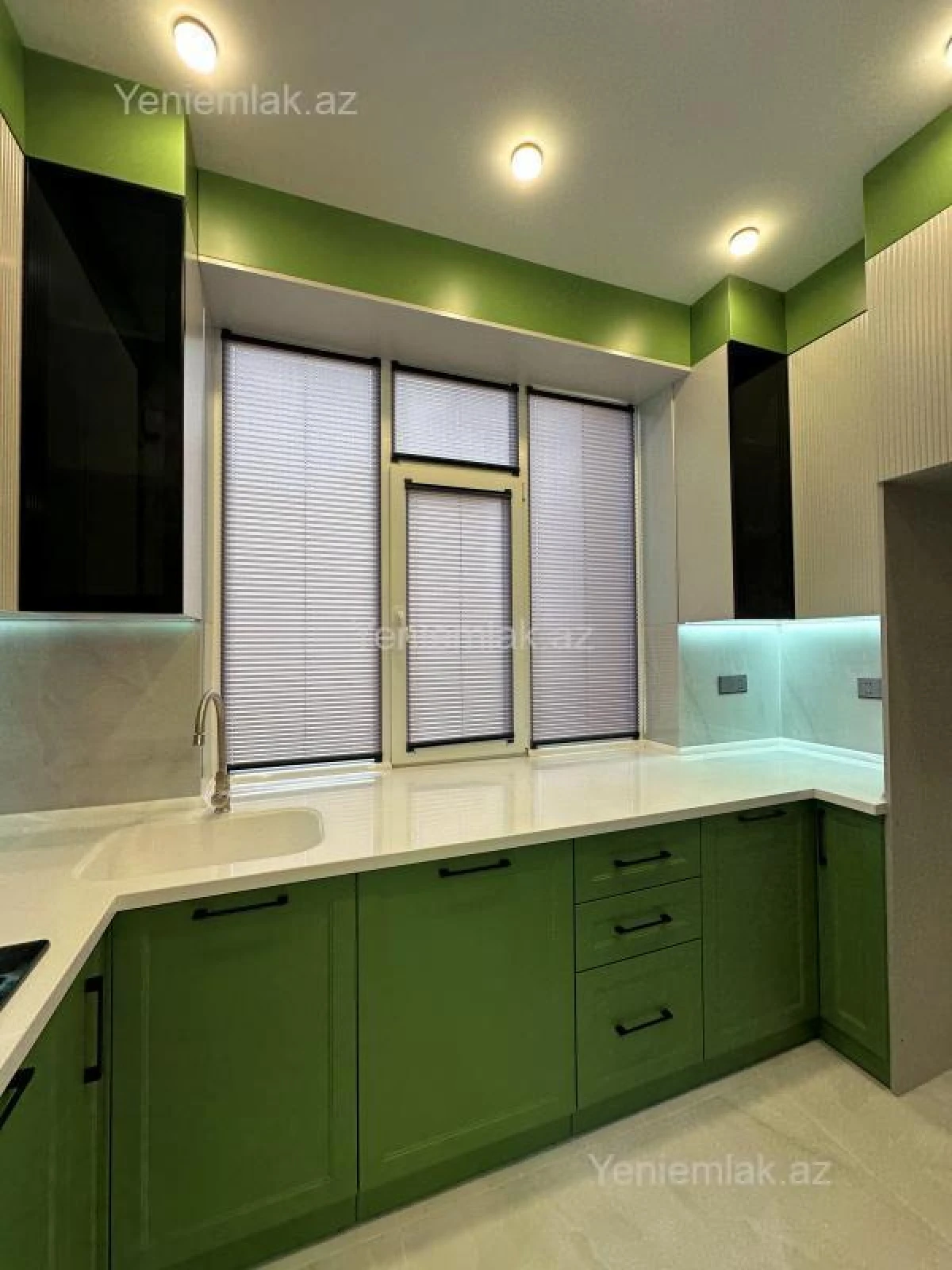 Satılır 2 otaqlı yeni tikili 55 m²