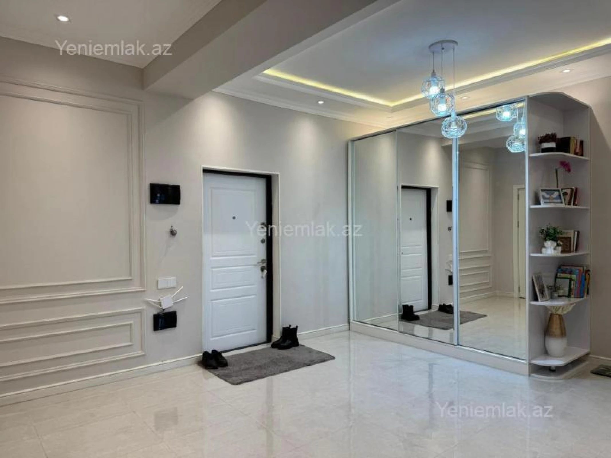 Satılır 2 otaqlı yeni tikili 112 m²