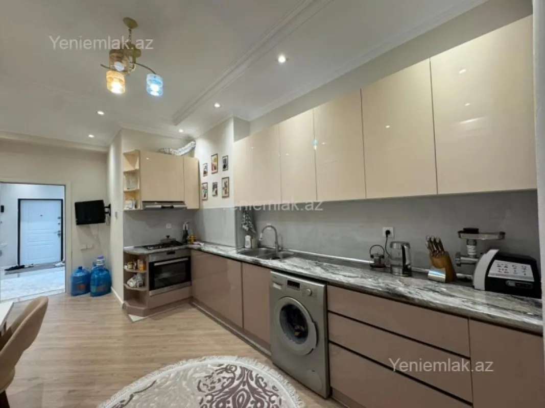 Satılır 2 otaqlı yeni tikili 112 m²
