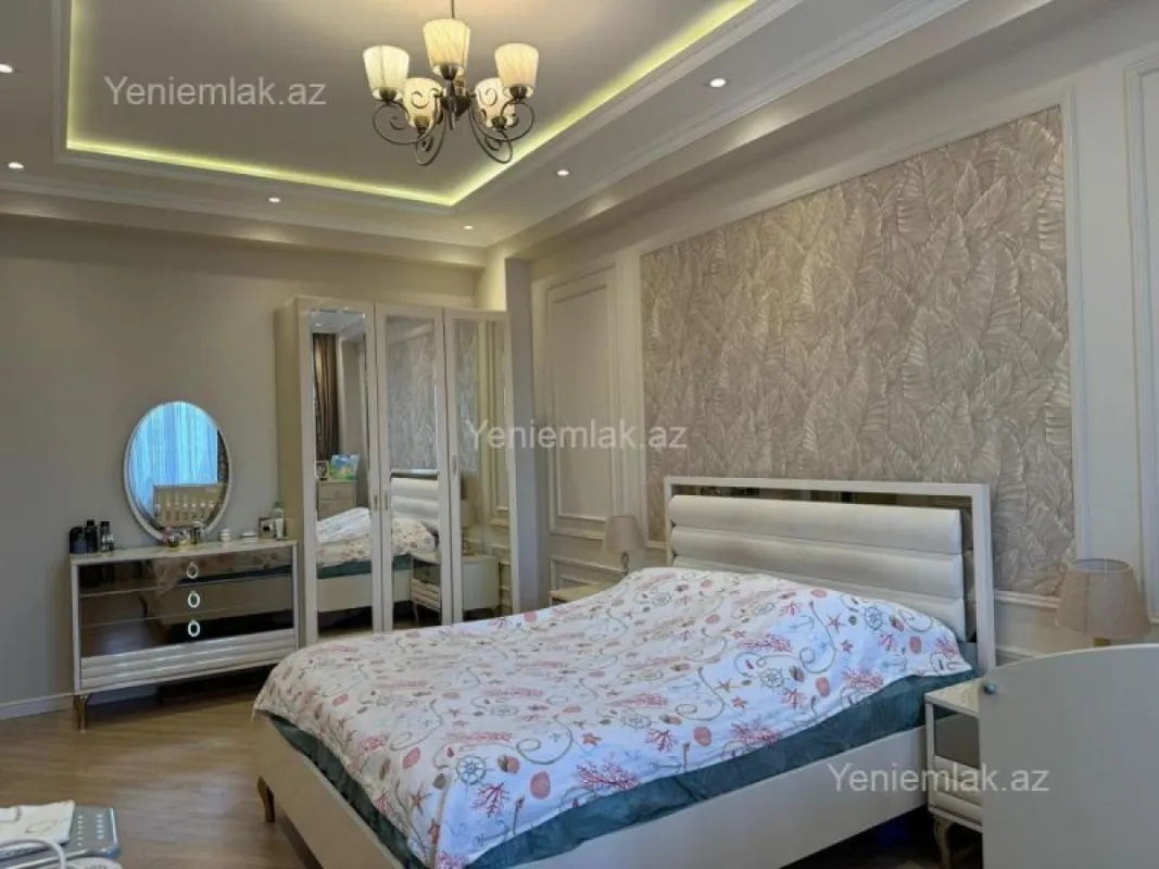 Satılır 2 otaqlı yeni tikili 112 m²