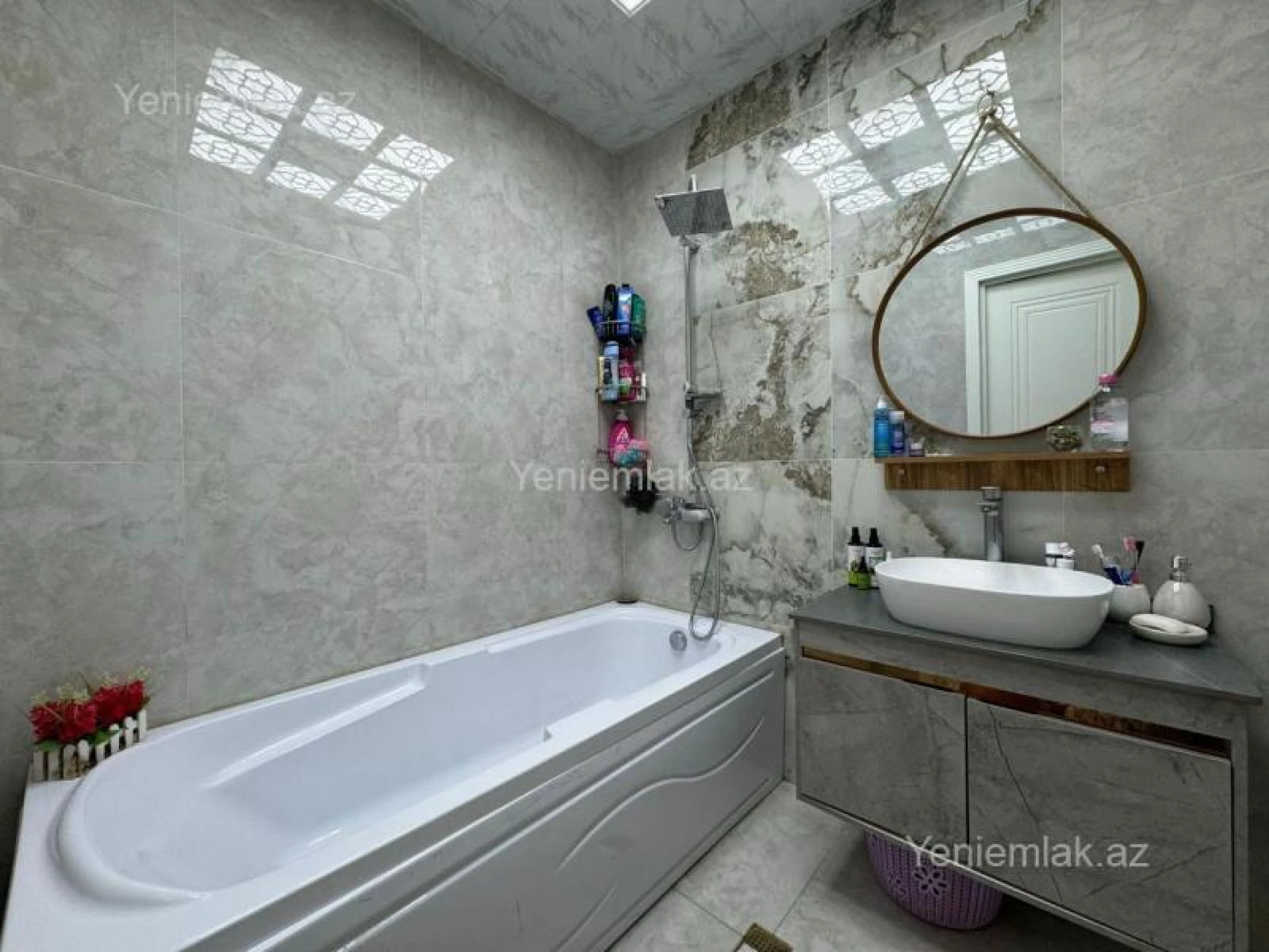 Satılır 2 otaqlı yeni tikili 112 m²