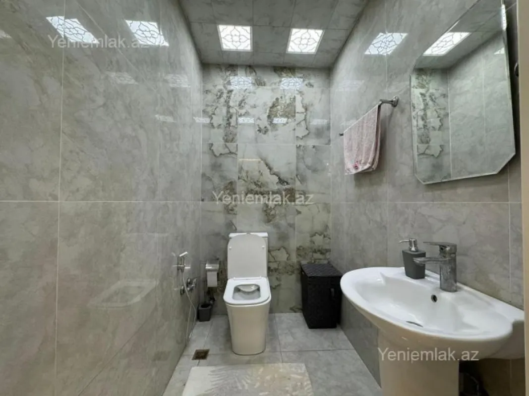 Satılır 2 otaqlı yeni tikili 112 m²