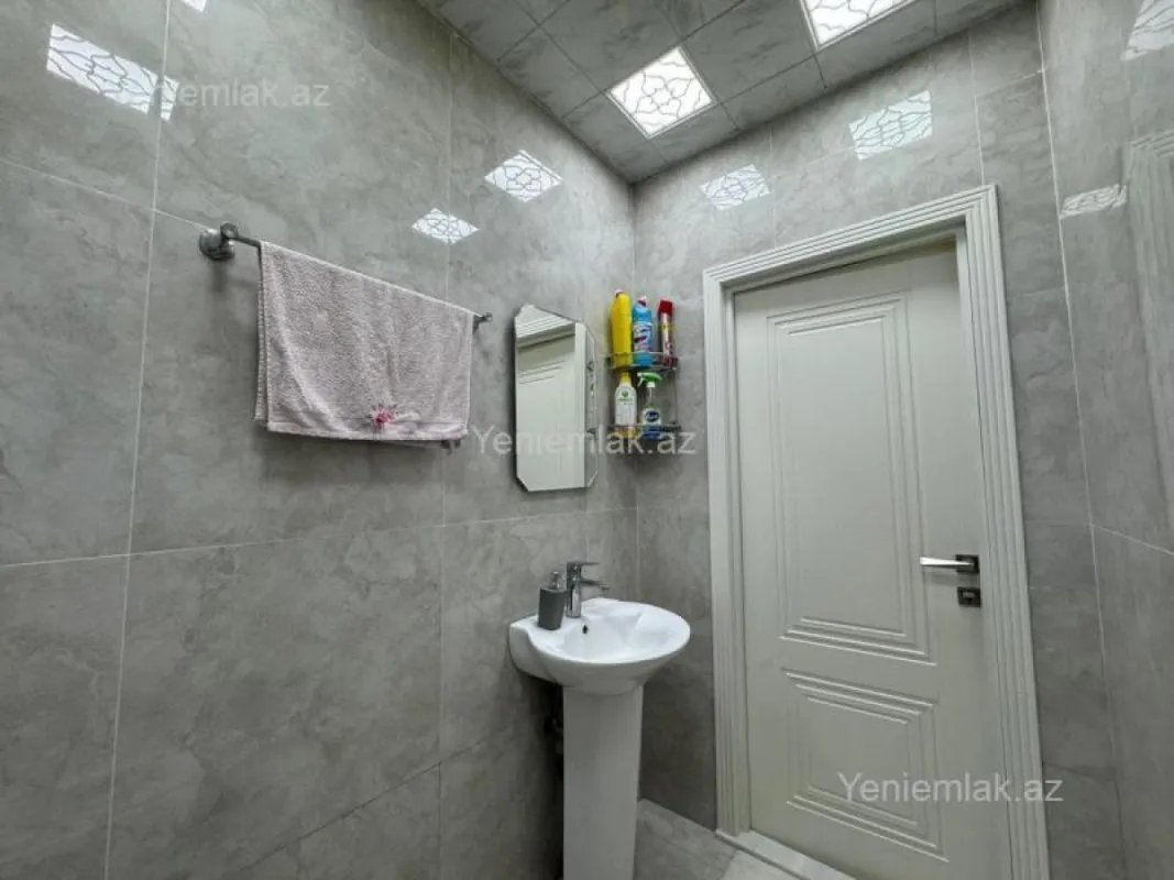 Satılır 2 otaqlı yeni tikili 112 m²