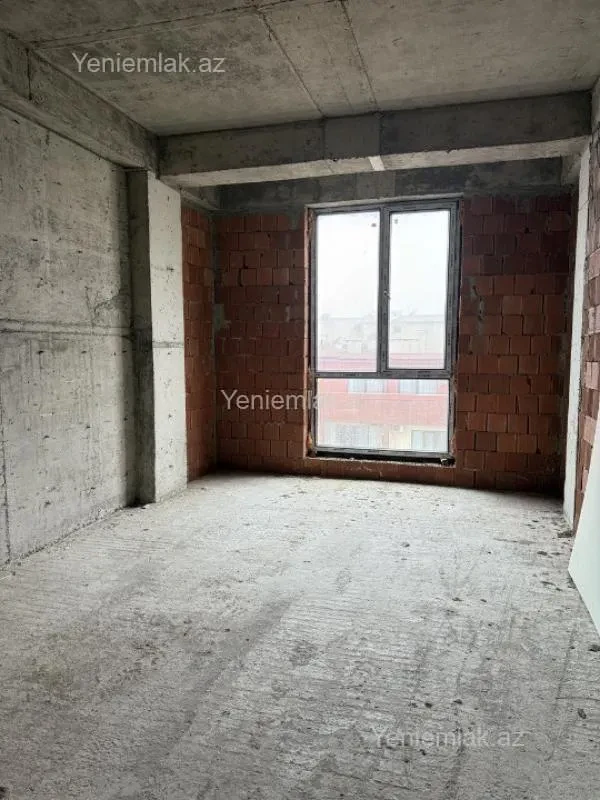 Satılır 4 otaqlı yeni tikili 220 m²