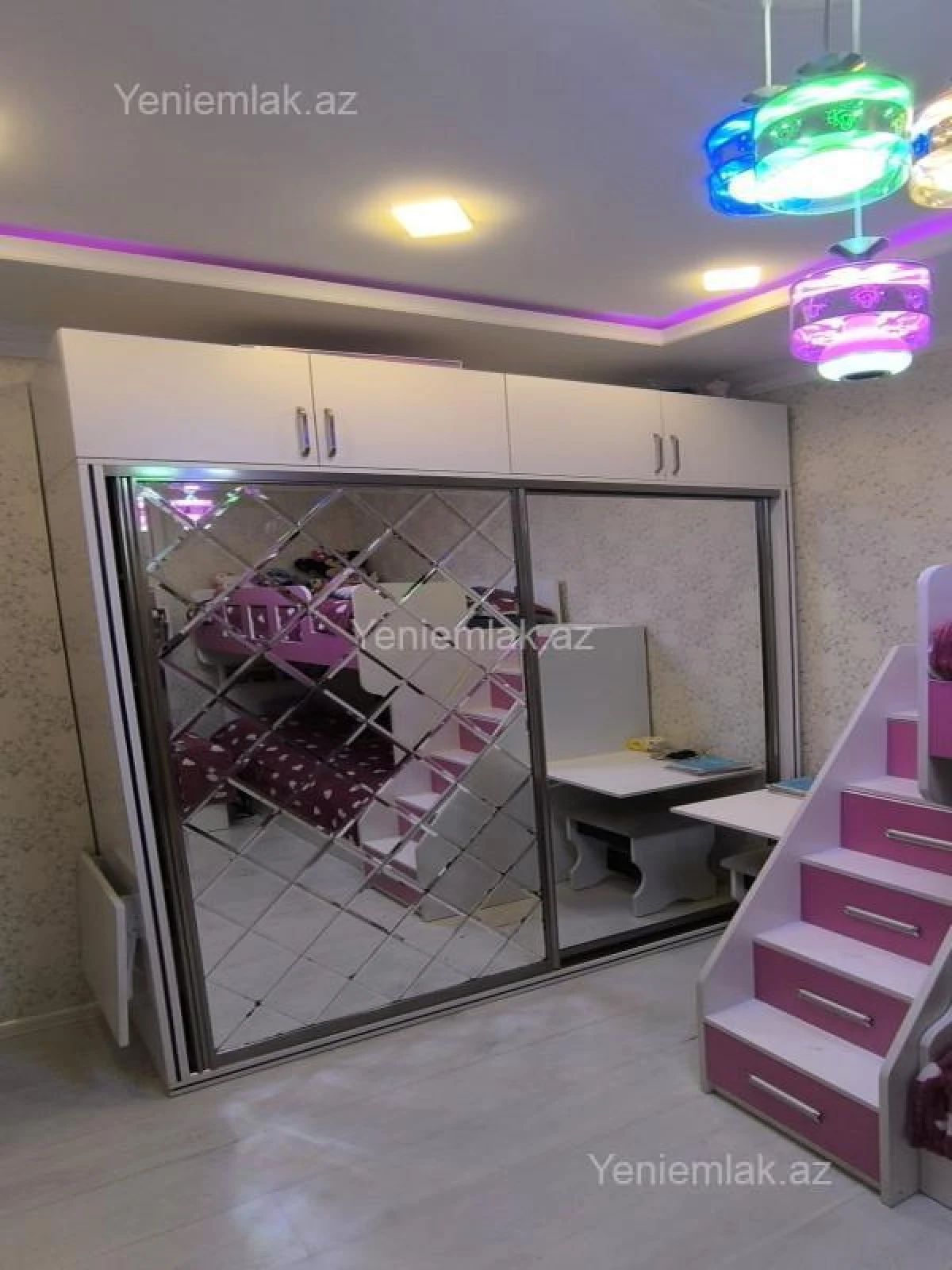 Satılır 3 otaqlı yeni tikili 85.5 m²