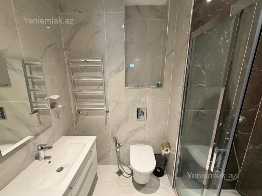 Satılır 3 otaqlı yeni tikili 50 m²