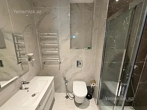 Satılır 3 otaqlı yeni tikili 50 m²