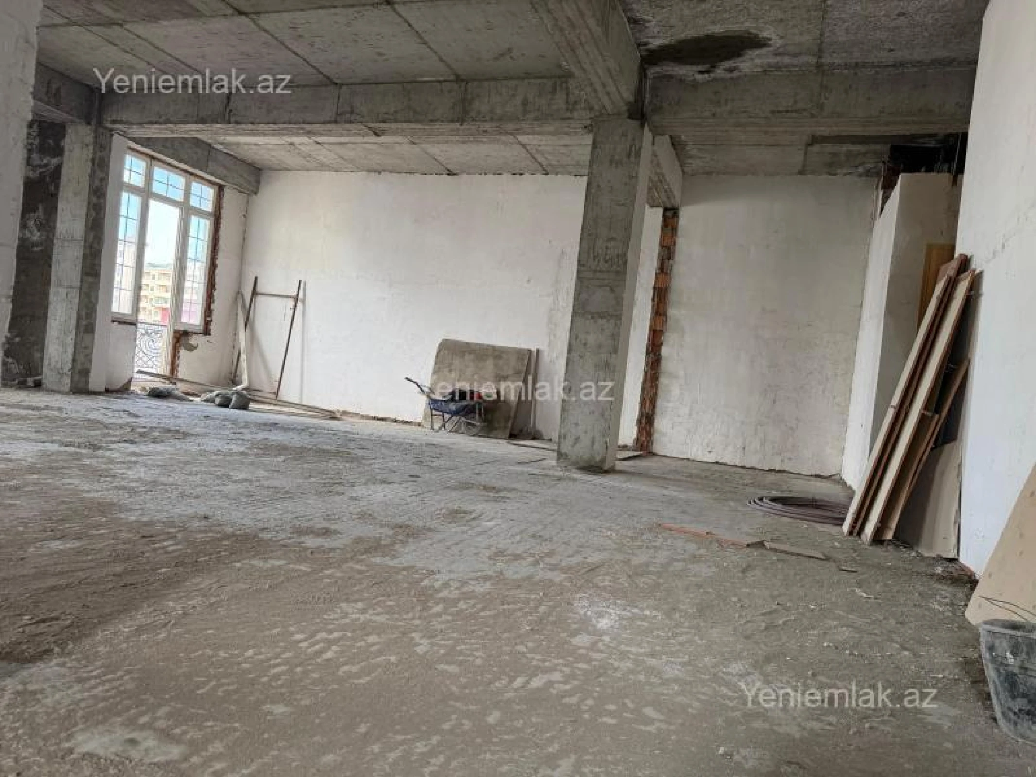 Satılır 3 otaqlı yeni tikili 150 m²