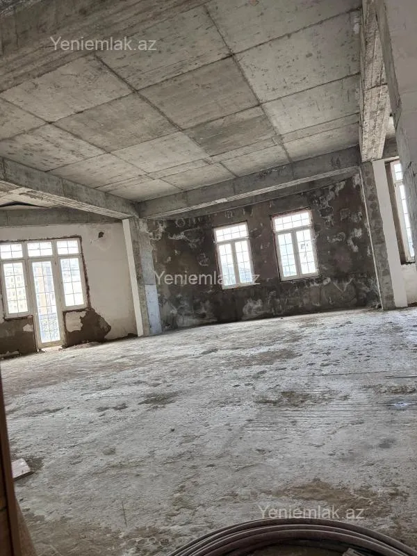 Satılır 3 otaqlı yeni tikili 150 m²