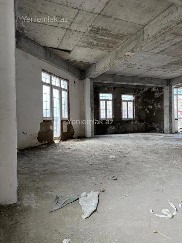 Satılır 3 otaqlı yeni tikili 150 m²