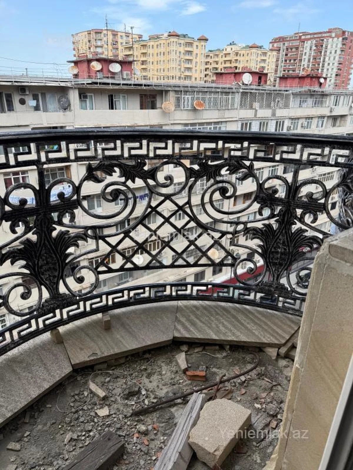 Satılır 3 otaqlı yeni tikili 150 m²