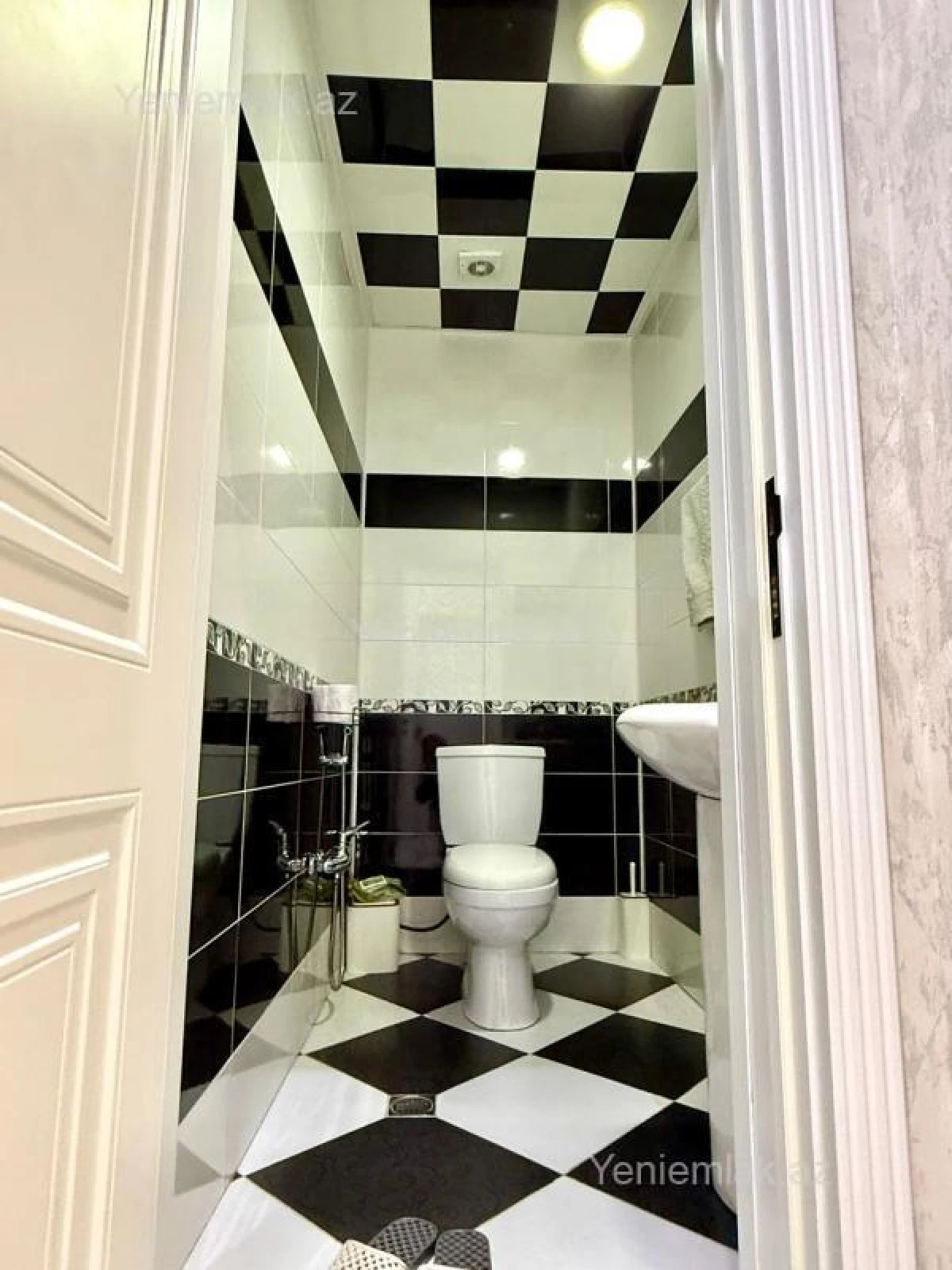 Satılır 4 otaqlı yeni tikili 128 m²