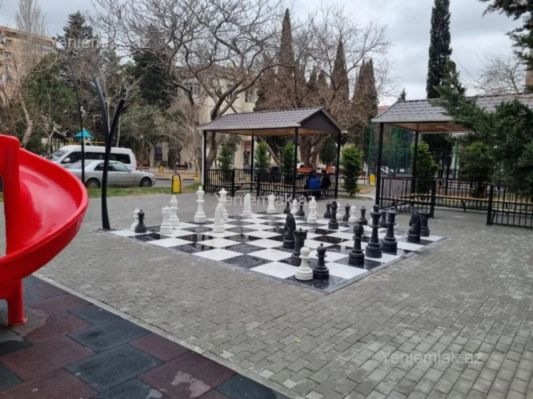 Satılır 2 otaqlı köhnə tikili 62 m²