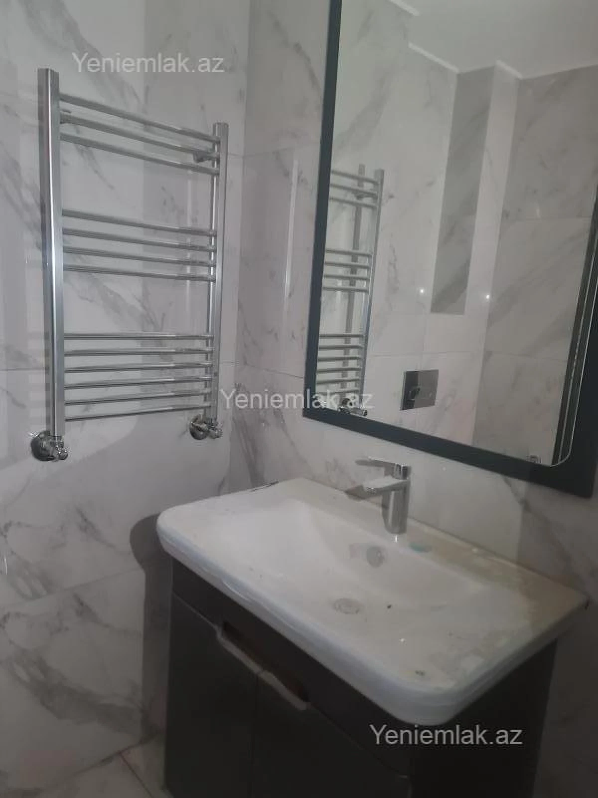 Satılır 3 otaqlı yeni tikili 72 m²