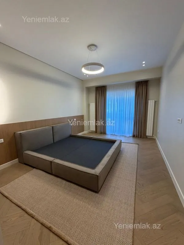 Satılır 5 otaqlı yeni tikili 195 m²