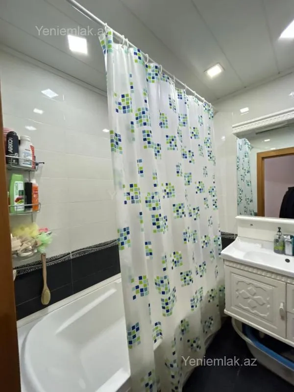 Satılır 2 otaqlı yeni tikili 84 m²