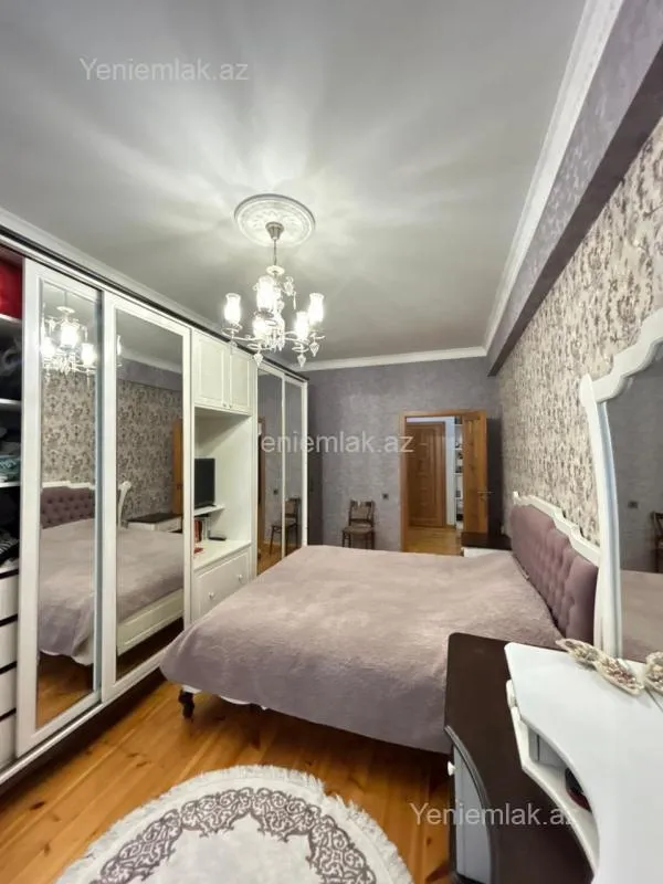Satılır 2 otaqlı yeni tikili 84 m²