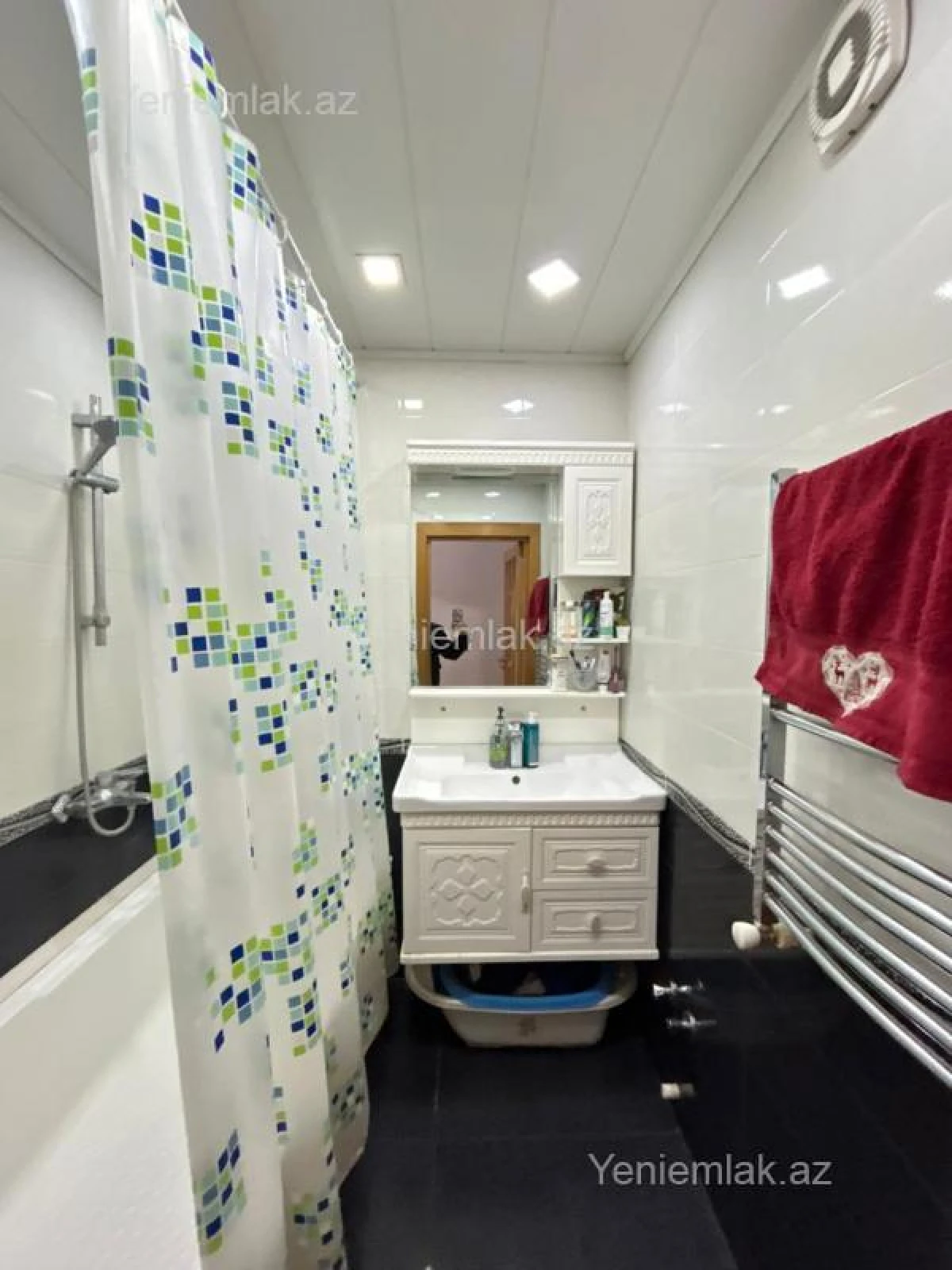 Satılır 2 otaqlı yeni tikili 84 m²