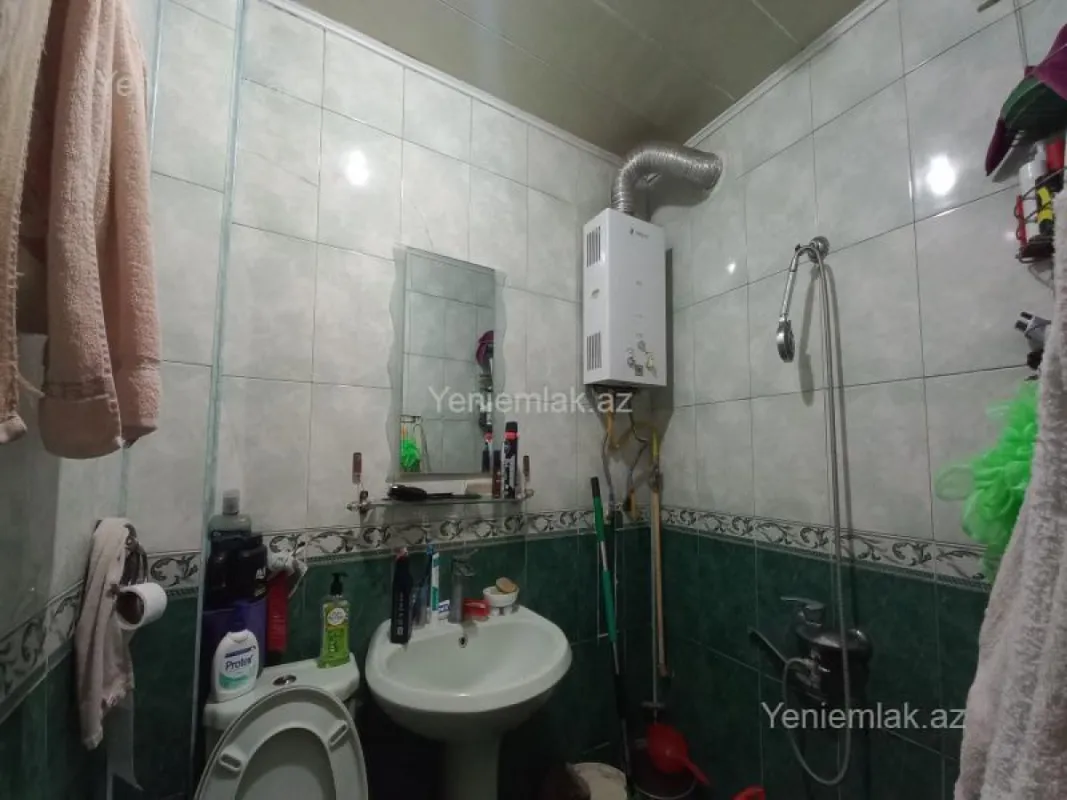 Satılır 2 otaqlı köhnə tikili 50 m²