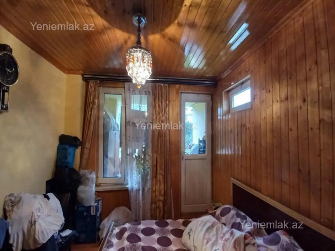 Satılır 2 otaqlı köhnə tikili 50 m²