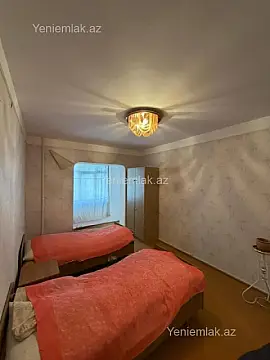 Satılır 4 otaqlı köhnə tikili 100 m² — Bakı, Yasamal 4 otaq 100.00 m²