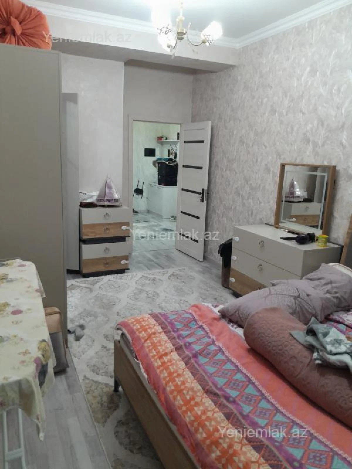 Satılır 2 otaqlı yeni tikili 60 m²