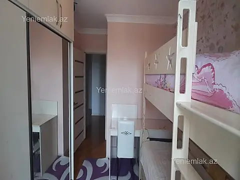 Satılır 3 otaqlı köhnə tikili 71 m²