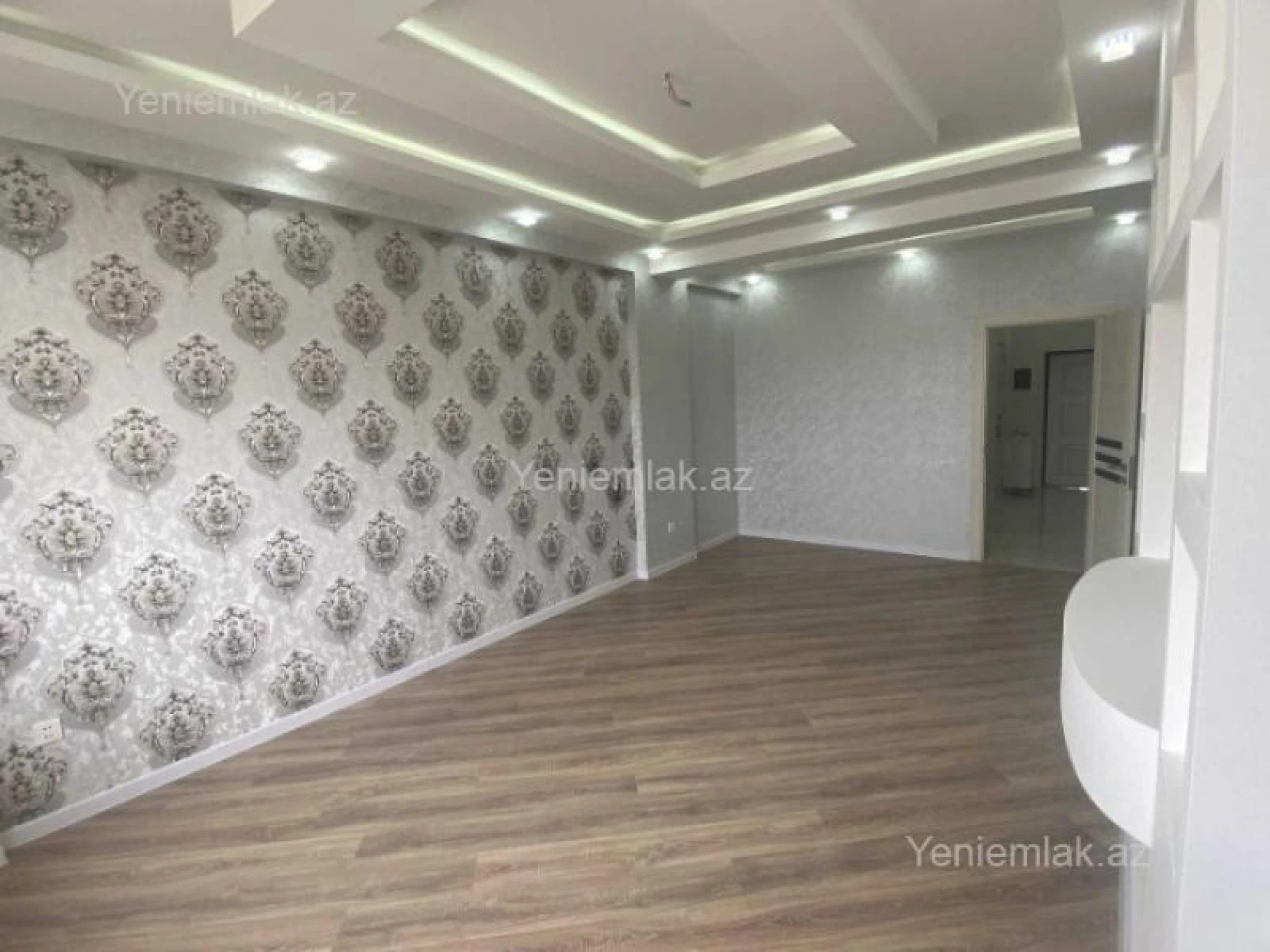 Satılır 2 otaqlı yeni tikili 65 m²