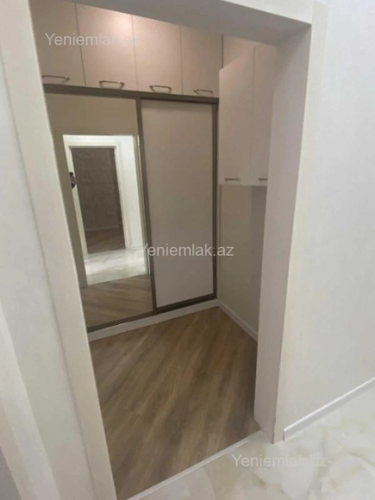Satılır 2 otaqlı yeni tikili 65 m²