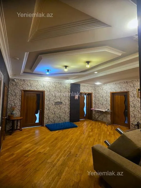Satılır 3 otaqlı yeni tikili 115 m²