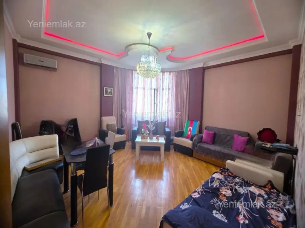 Satılır 3 otaqlı yeni tikili 115 m²