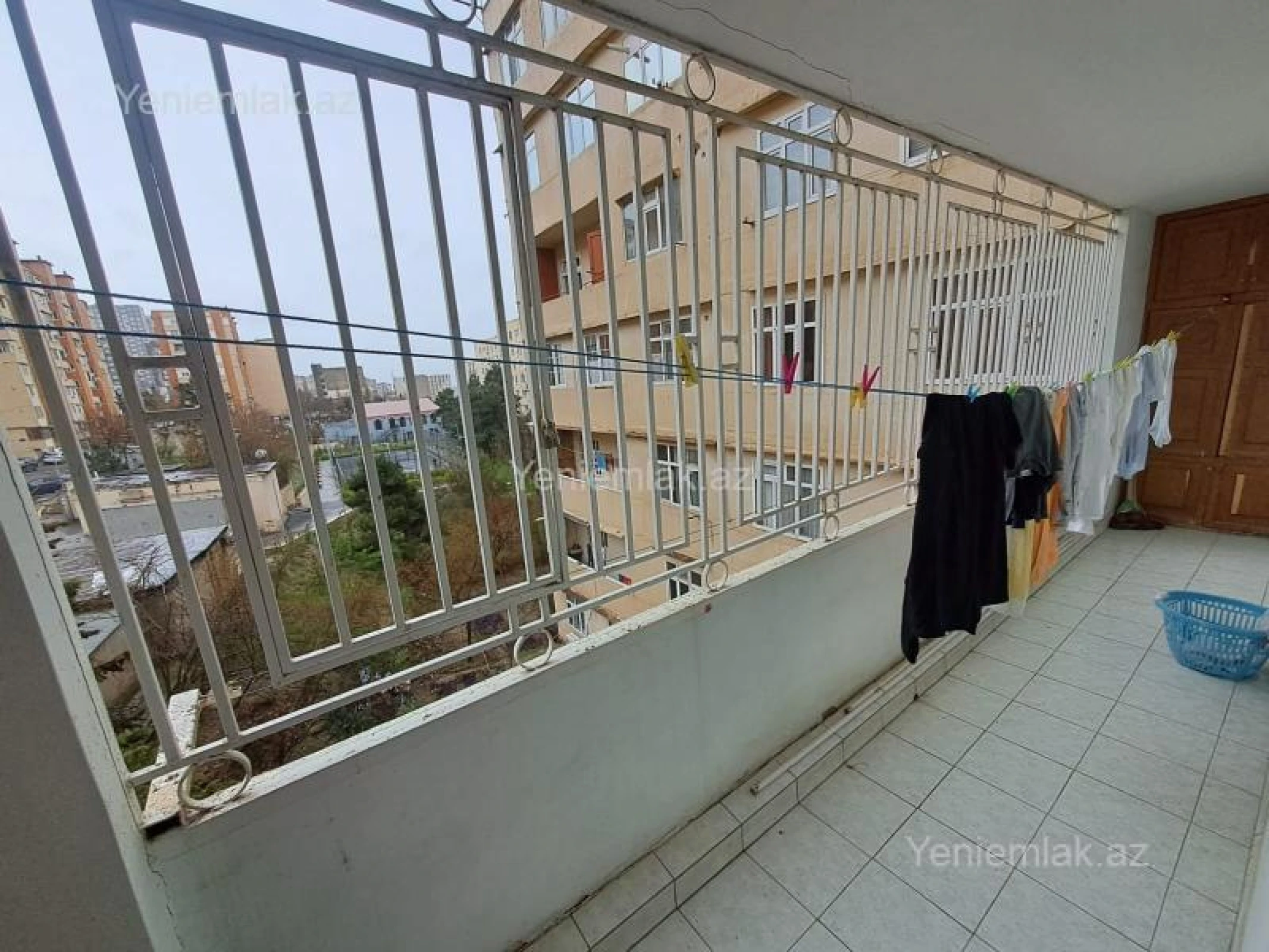 Satılır 5 otaqlı köhnə tikili 125 m²