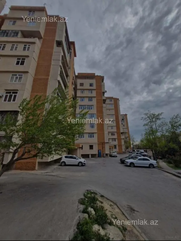 Satılır 5 otaqlı köhnə tikili 125 m²
