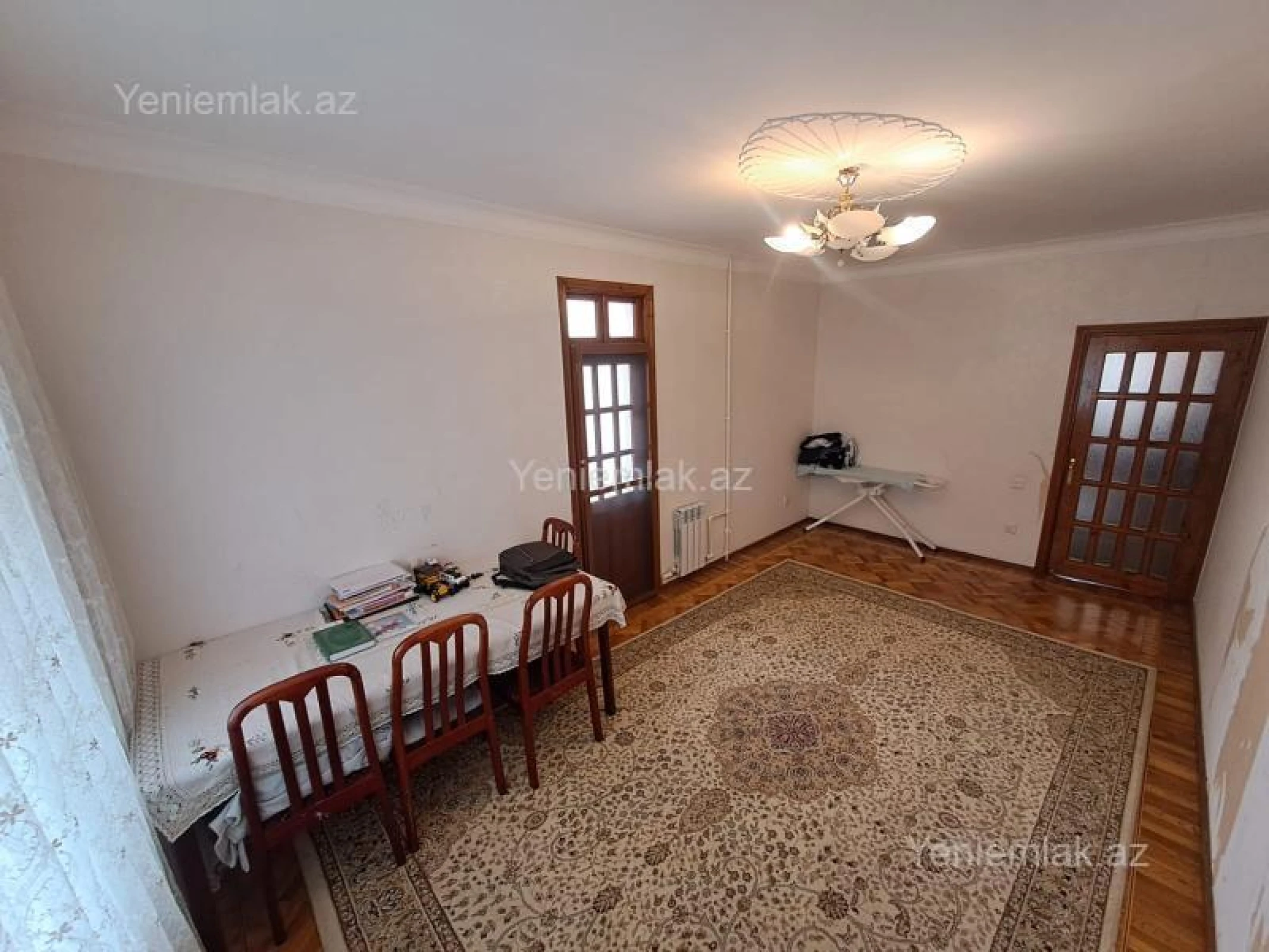 Satılır 5 otaqlı köhnə tikili 125 m²