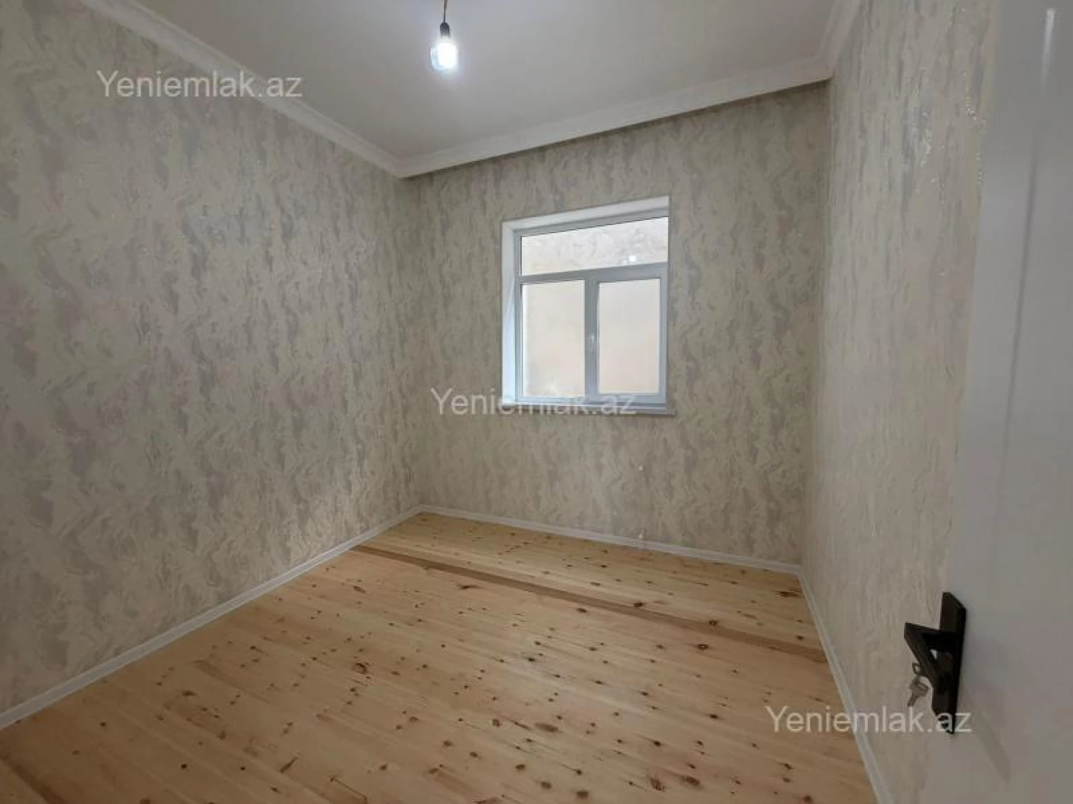 Satılır 3 otaqlı həyət evi 100 m²