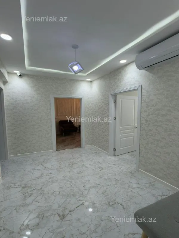Satılır 2 otaqlı yeni tikili 75 m²